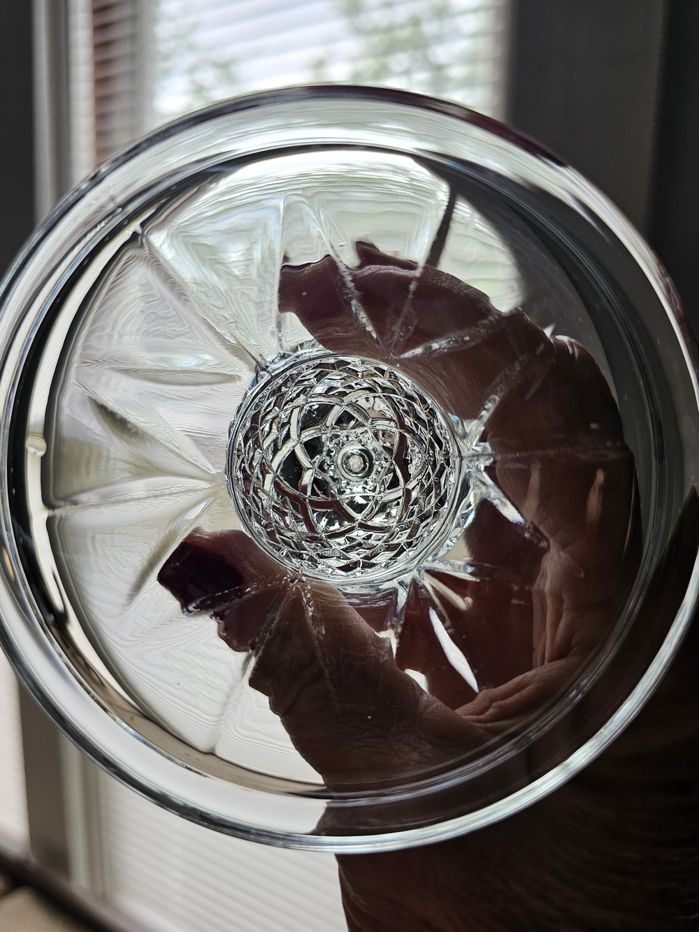 Set Of Vintage Indiana Glass Pineapple Candle Lamps with Hurricane Shades - Picture 6 of 13
